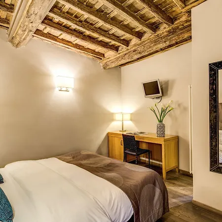 Trevi Beau Boutique מלון רומא