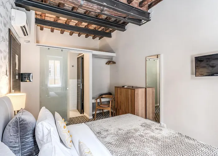 Trevi Beau Boutique Rome